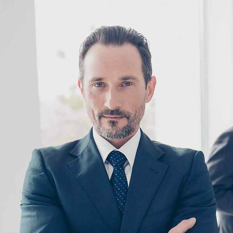 https://successvision.ae/wp-content/uploads/2019/04/img-people-06.jpg