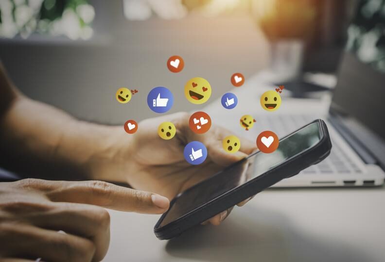 https://successvision.ae/wp-content/uploads/2024/05/Social_Media_Statistics_-_article_image-e1715839215729.jpg